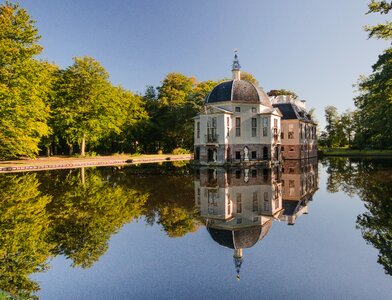 17th century building pond