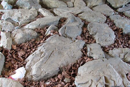 Fixed stones natural stones