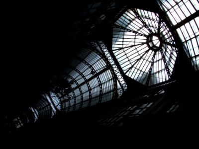 Genova-Galleria-Liguria-Italy - Creative Commons by gnuckx