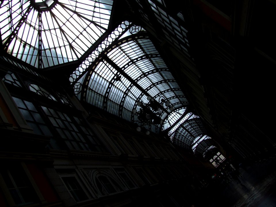 Genova-Galleria-Liguria-Italy - Creative Commons by gnuckx