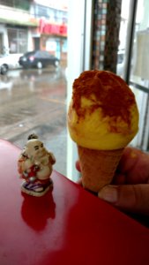 Corn Ice Cream with Cinnamon