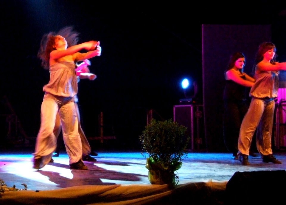Mambo Dance Tremestieri Etneo Sicilia Italy - Creative Commons by gnuckx