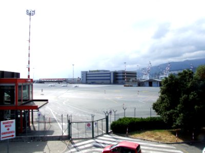Genova-Airport-Liguria-Italy - Creative Commons by gnuckx