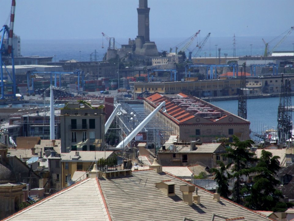 Genova-Liguria-Italy - Creative Commons by gnuckx