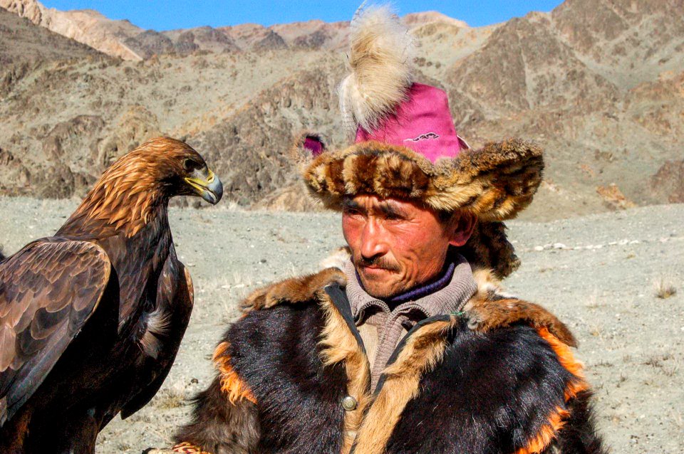 golden eagle festival mongolia 34