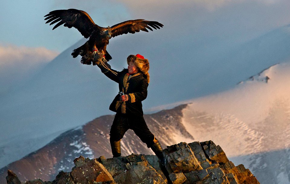 golden eagle festival mongolia 28