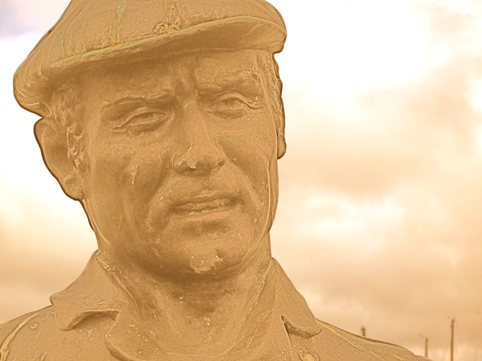 Old Man (statue) At the Sea