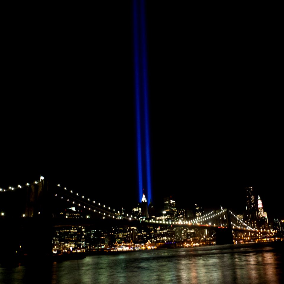 9/11 WTC Tribute in Light, from the Brooklyn Bridge Park photo