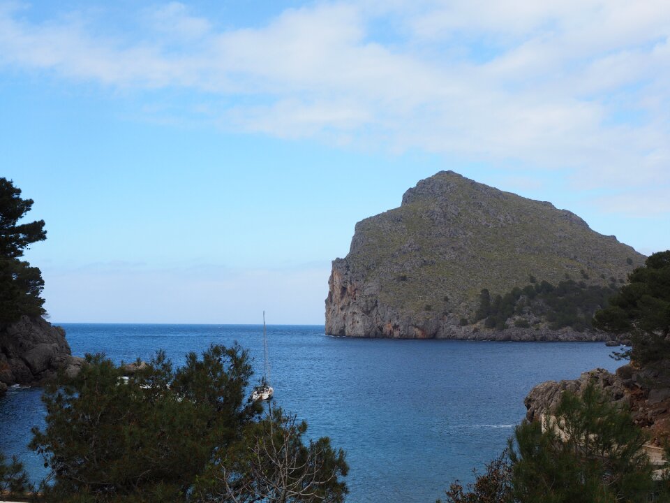 Serra de tramuntana sea bay mallorca