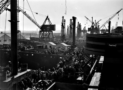 Change of shift at the California Shipbuilding Corporation, Wilmington, California. 1942.
