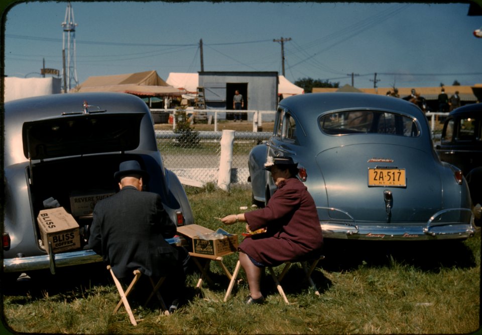 Picnic from a Trunk: A Couple at the Vermont state fair in Rutland, September 1941.