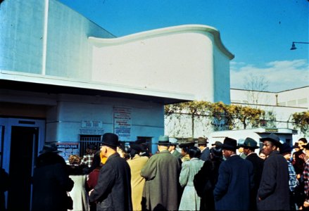 World of Tomorrow: Lines at the Flushing Gate of the New York World's Fair at 1 p.m. October 27, 1939. photo