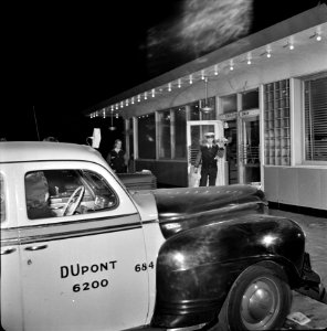 Bite Squad: Outdoor curb service at the Washington Hot Shoppe. Washington, D.C.. December 1941.