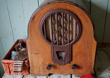 Tube radio antique radio device photo