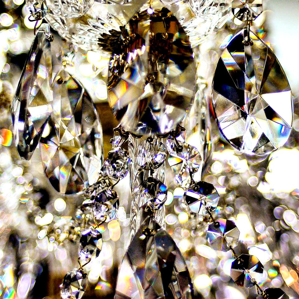 011 Mt Lawley Auction Gold Chandelier