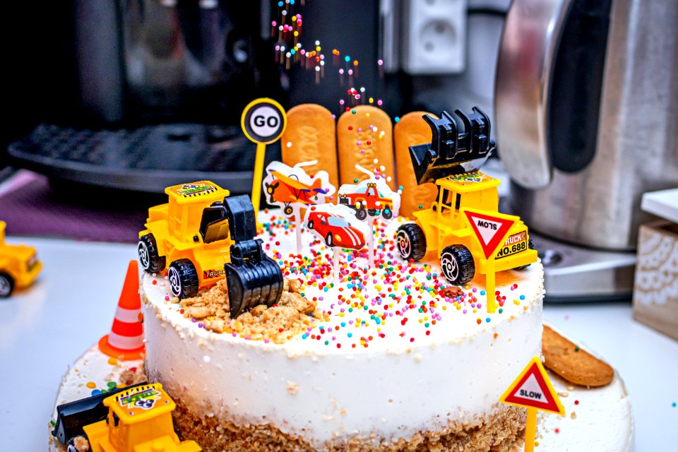 Kids birthday cake