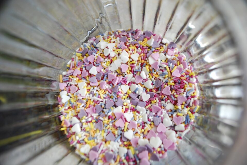 Jar gray heart gray candy