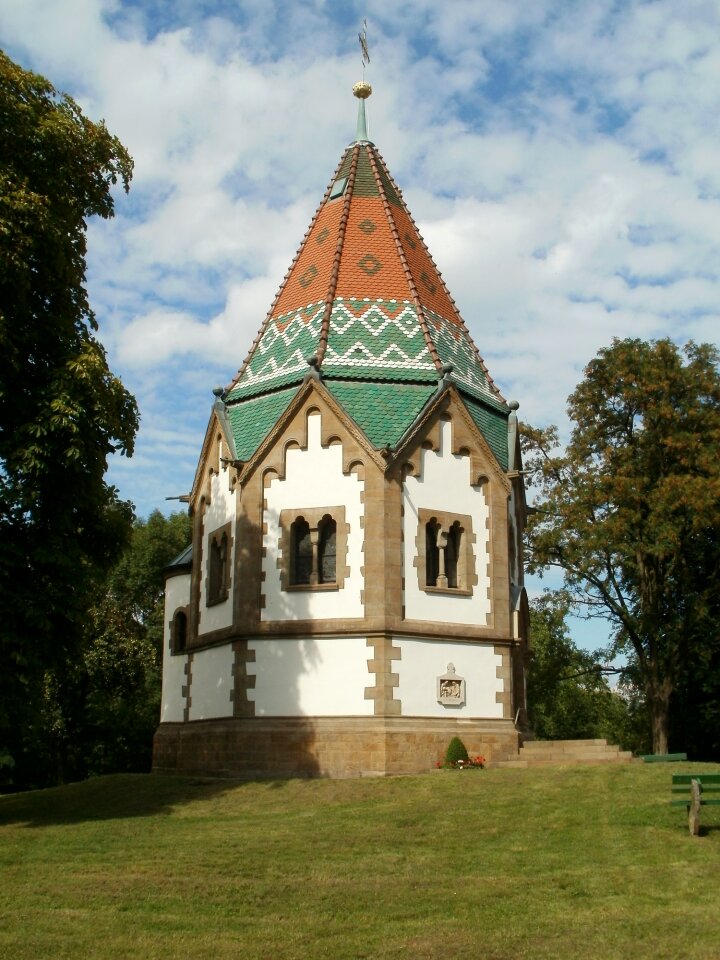 Letzenberg building architecture