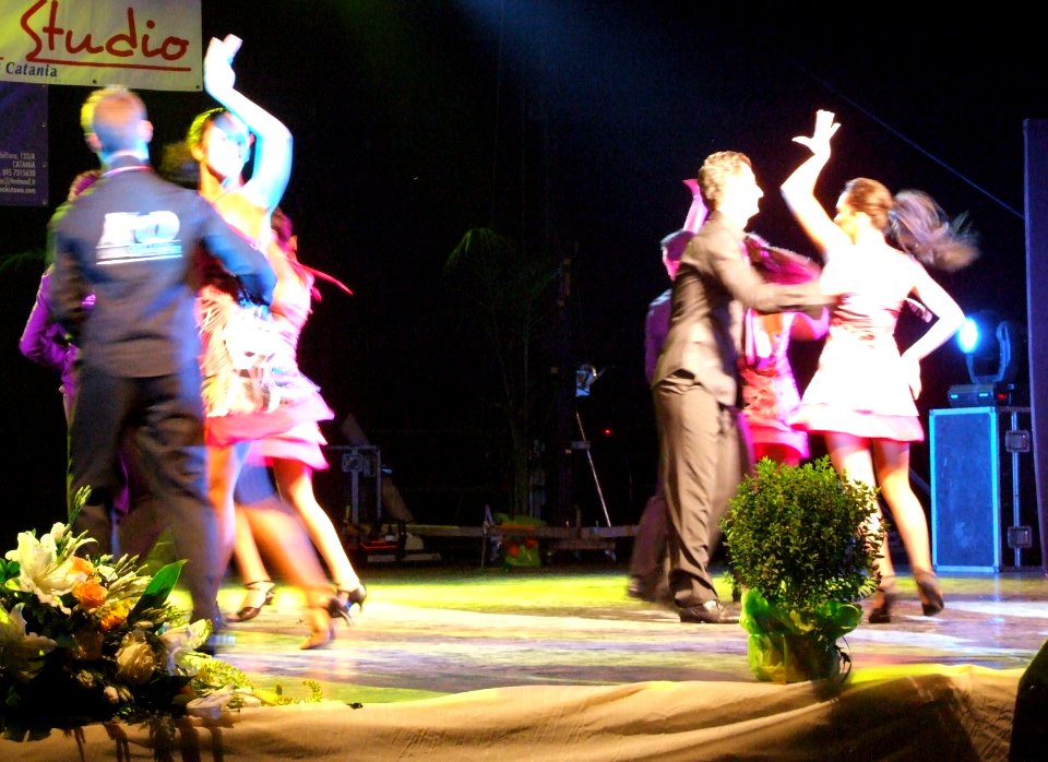 DSCF4501-Mambo Dance-Tremestieri Etneo-Sicilia-Italy-Castielli CC0 HQ