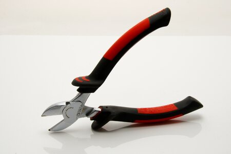 Diagonal cutting pliers metal craft photo