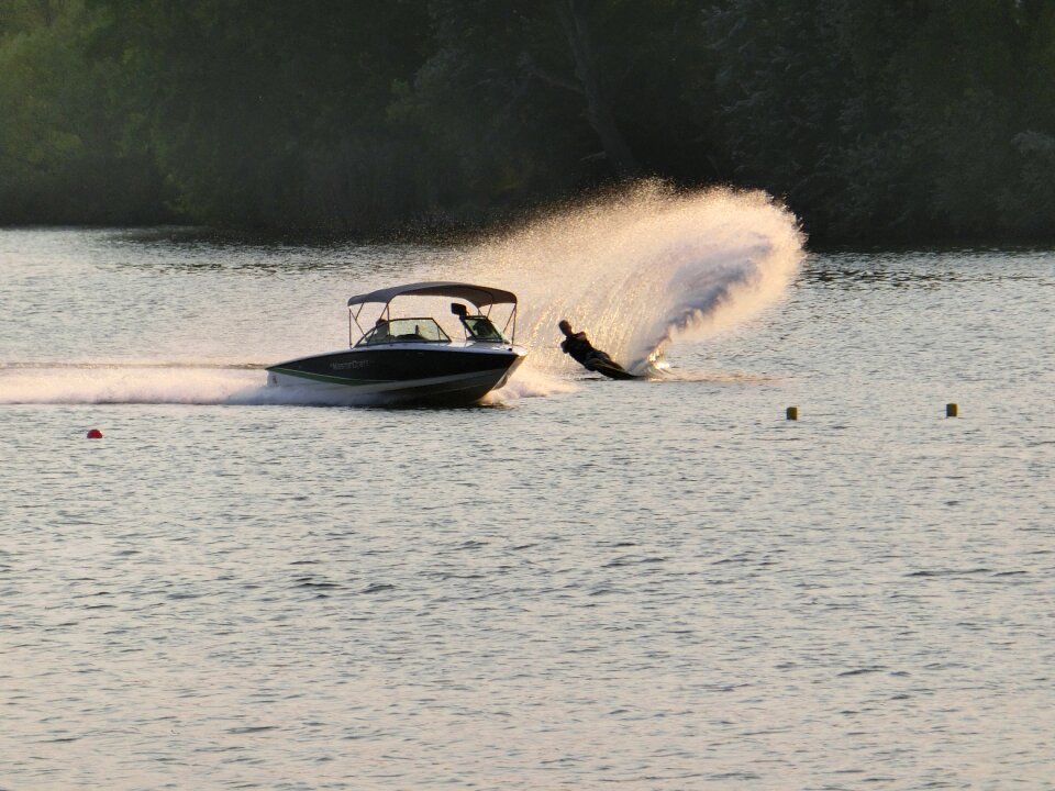 Boat ski speedboat