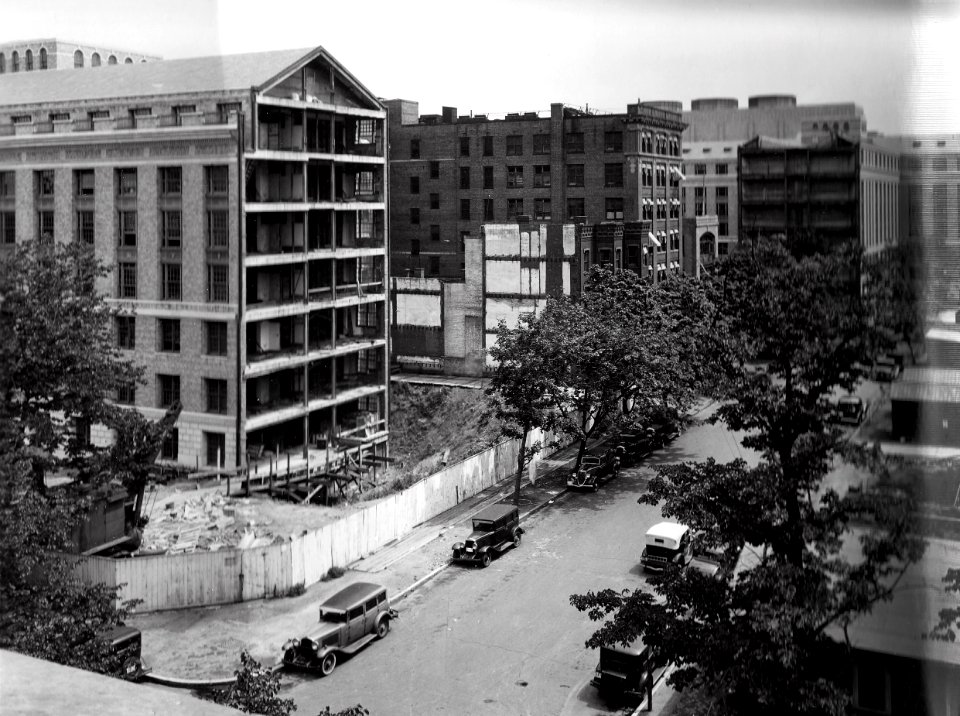 1935 (Nov 1) South Bldg, Construction looking SE USDA Construction Photo Collection (1)