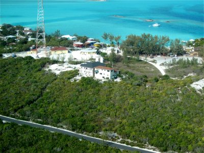 Flying over Stanlel Cay