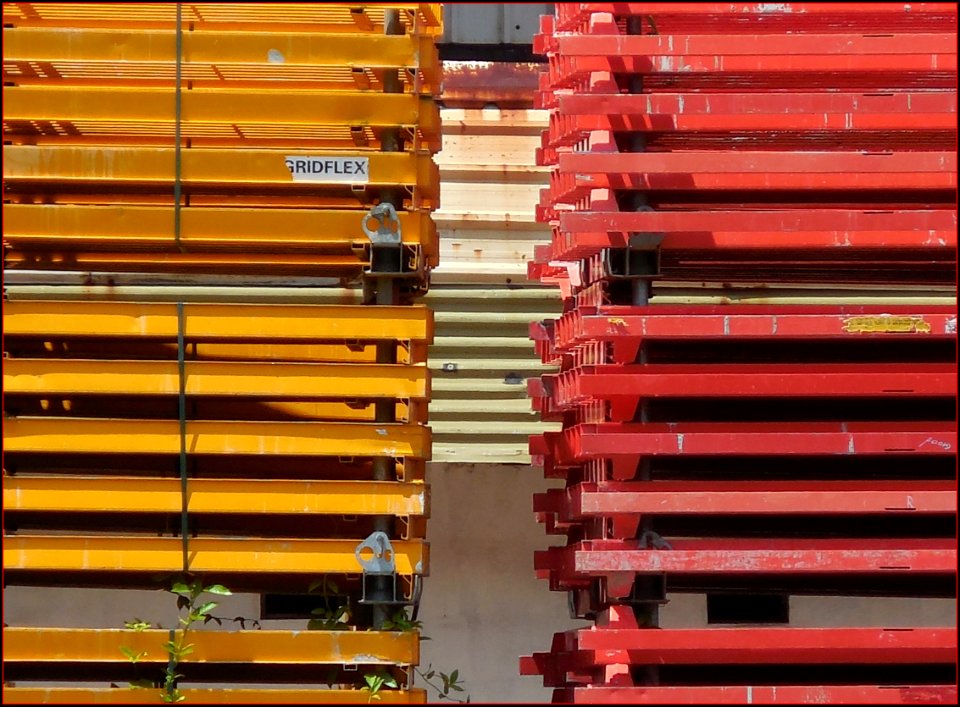 metal supports for building industry