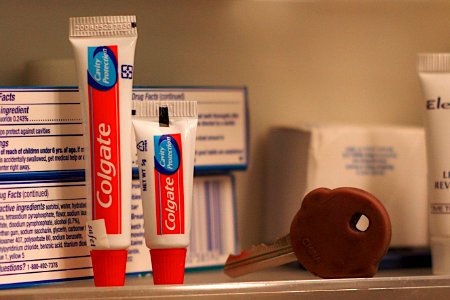Tiniest Toothpaste Evah!