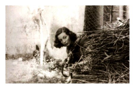 la partigiana "Juna" 1945 photo