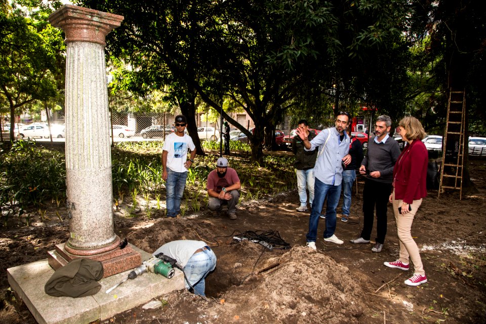 07.05.2019 - Prefeitura encontra caixa enterrada no monumento que homenageia Yolanda Pereira, a primeira brasileira a conquistar o título de Miss Universo, em 1930 - Foto: Gustavo Vara
