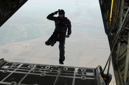 Parachuting military training
