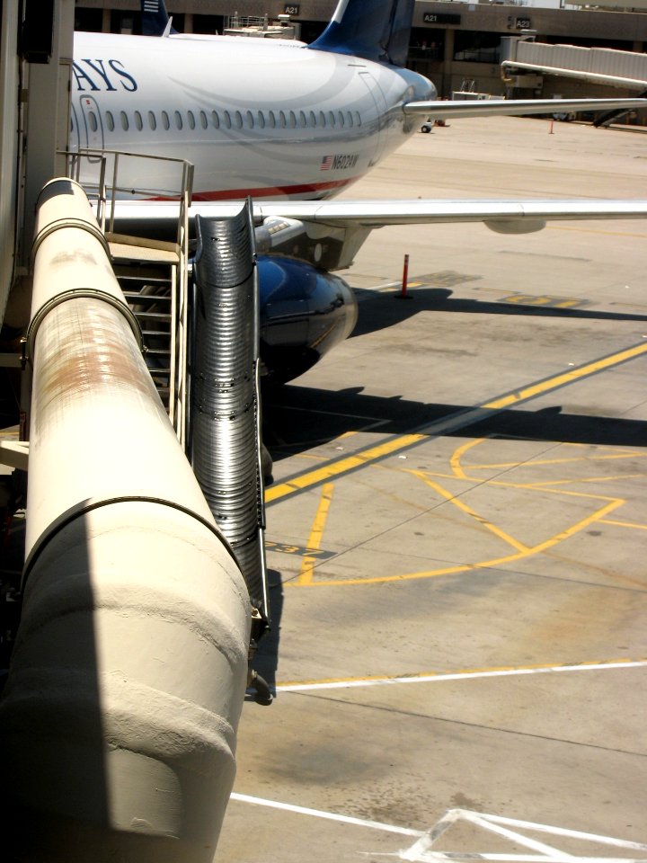 Piping to the Plane photo