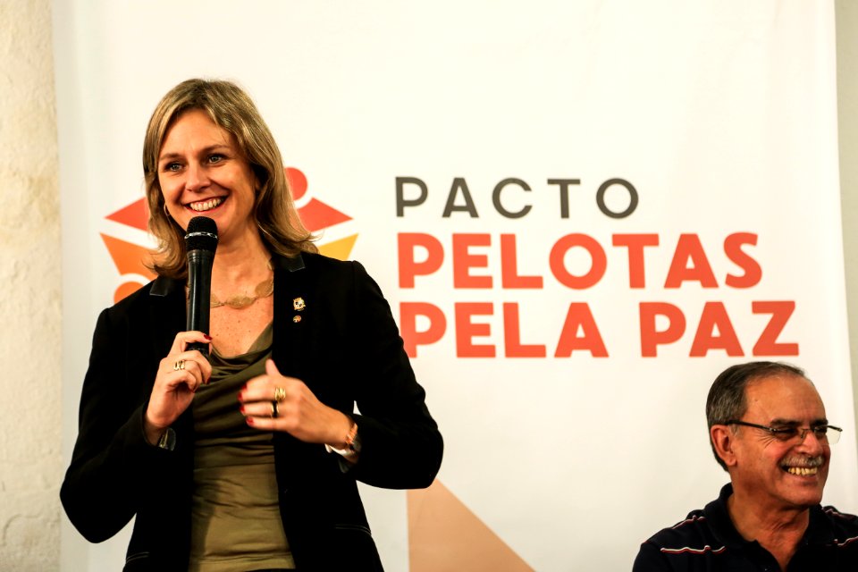 04.04.2018 - Prefeita Paula Mascarenhas durante o lançamento dos novos comitês territoriais do Cada Jovem Conta no auditório da SMED- Foto: Gustavo Vara