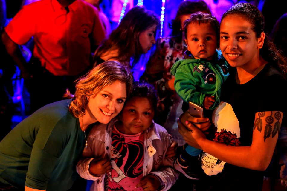 10.12.2017 - Prefeita Paula Mascarenhas e vice Idemar Barz na chegada do Papai Noel e entrega da chave da cidade