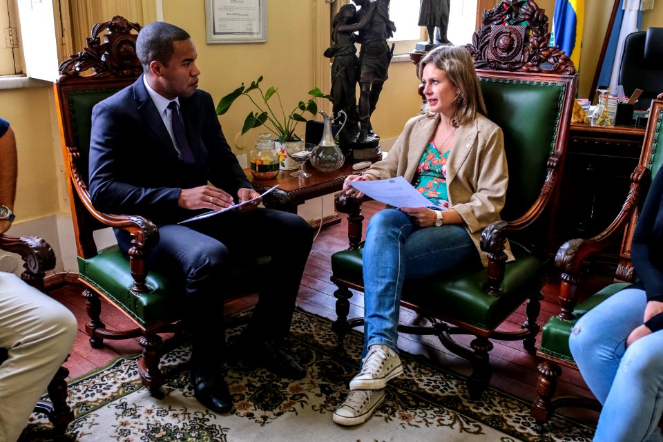 30.04.2018 Entrega emenda dep Stédile ao conselho tutelar - Fotos Gustavo Mansur