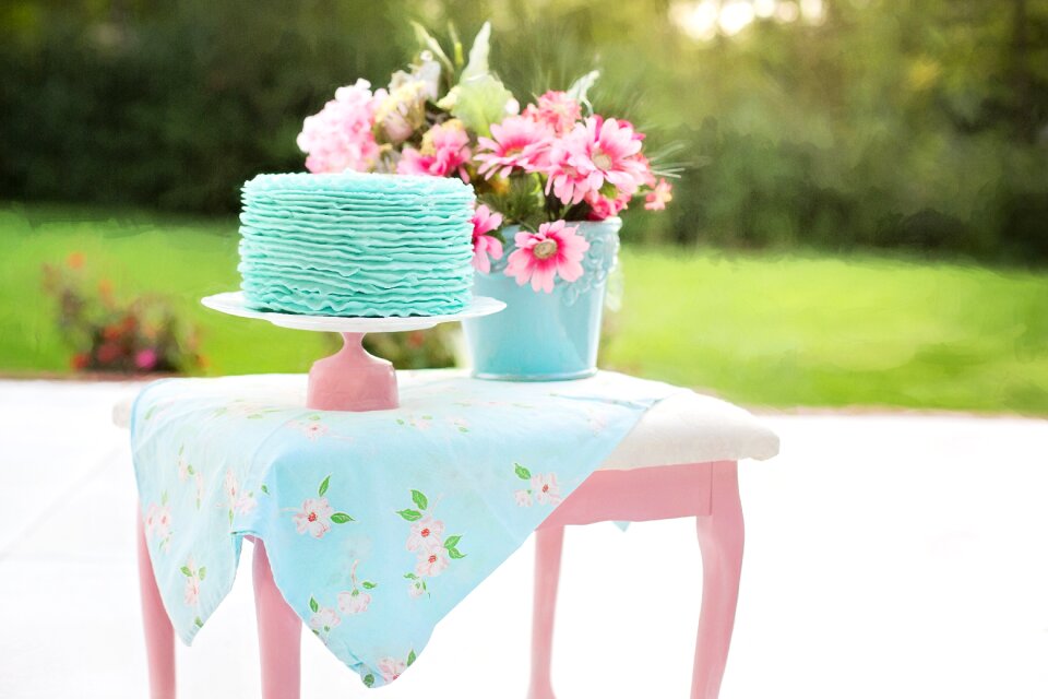 Food dessert icing