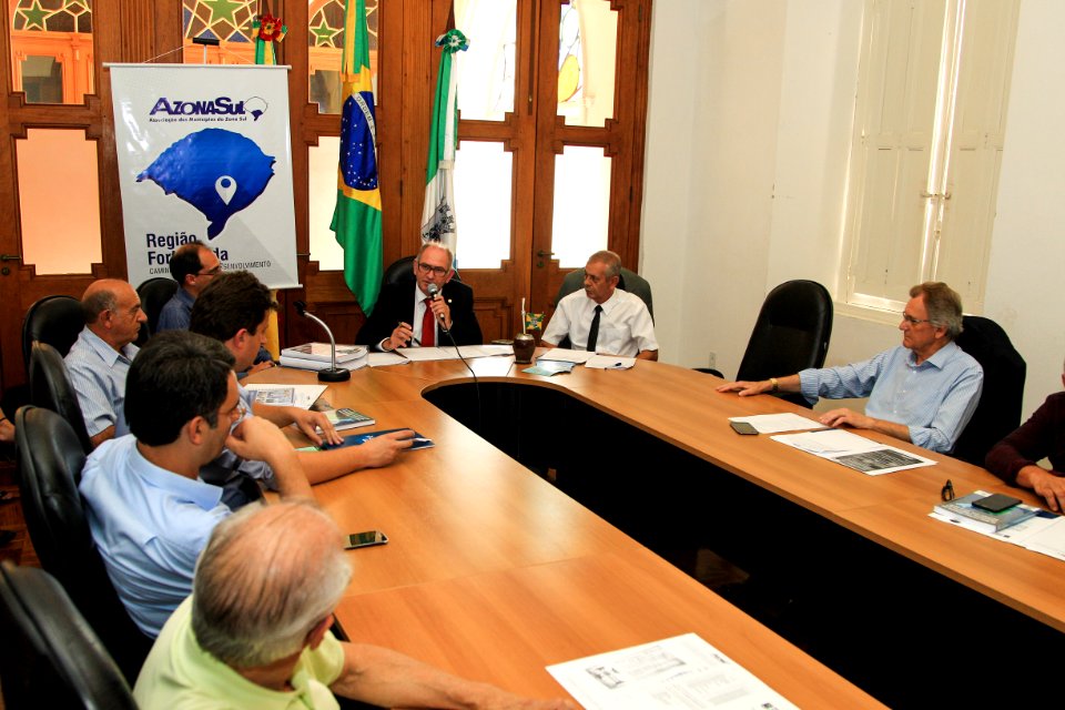 19.02.2018 - Vice prefeito Idemar Barz participa da Assembléia Geral Ordinária de eleição e posse da nova diretoria da Azonasul, em Rio Grande/RS - Foto: Gustavo Vara