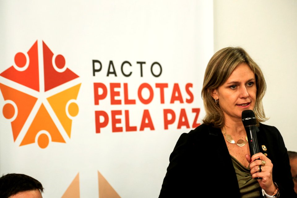 04.04.2018 - Prefeita Paula Mascarenhas durante o lançamento dos novos comitês territoriais do Cada Jovem Conta no auditório da SMED- Foto: Gustavo Vara