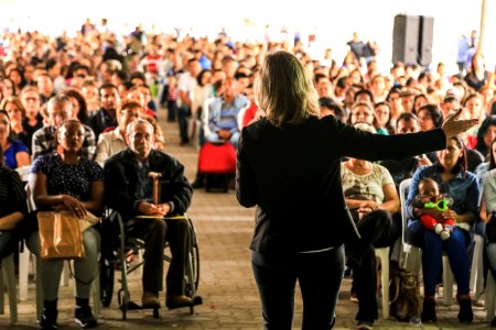 20.12.2017 - Prefeita Paula Mascarenhas e vice Idemar Barz na entrega dos residenciais Roraima e Amazonas