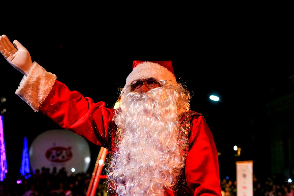 10.12.2017 - Prefeita Paula Mascarenhas e vice Idemar Barz na chegada do Papai Noel e entrega da chave da cidade