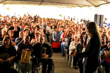 20.12.2017 - Prefeita Paula Mascarenhas e vice Idemar Barz na entrega dos residenciais Roraima e Amazonas