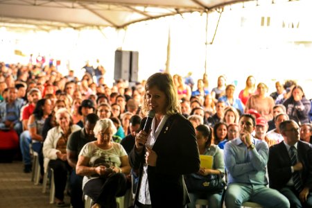 20.12.2017 - Prefeita Paula Mascarenhas e vice Idemar Barz na entrega dos residenciais Roraima e Amazonas