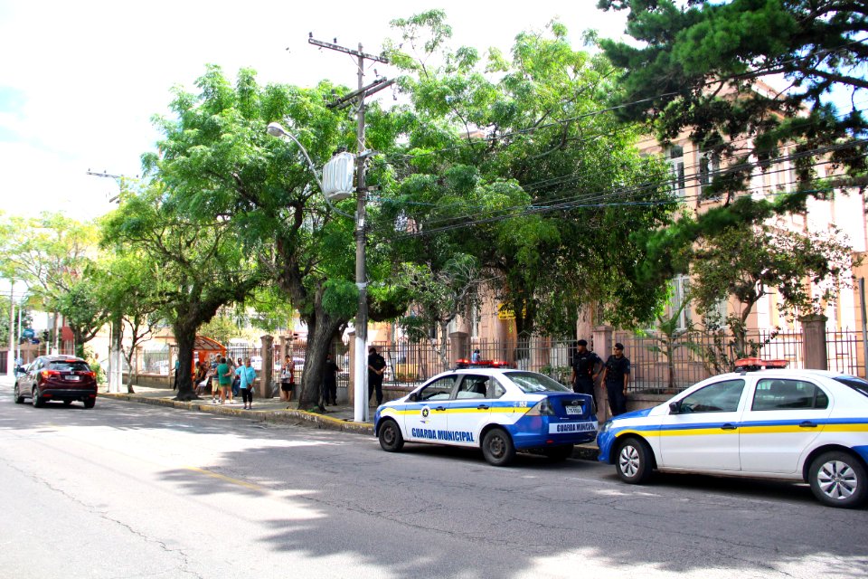 08.03.2018 - SSP - Operação ATENA GM nas escolas - Foto Marcel Avila