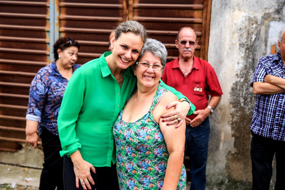 21.12.2017 - Prefeita Paula Mascarenhas e vice Idemar Barz visitam as obras no prolongamento da rua Paulo Guilayn