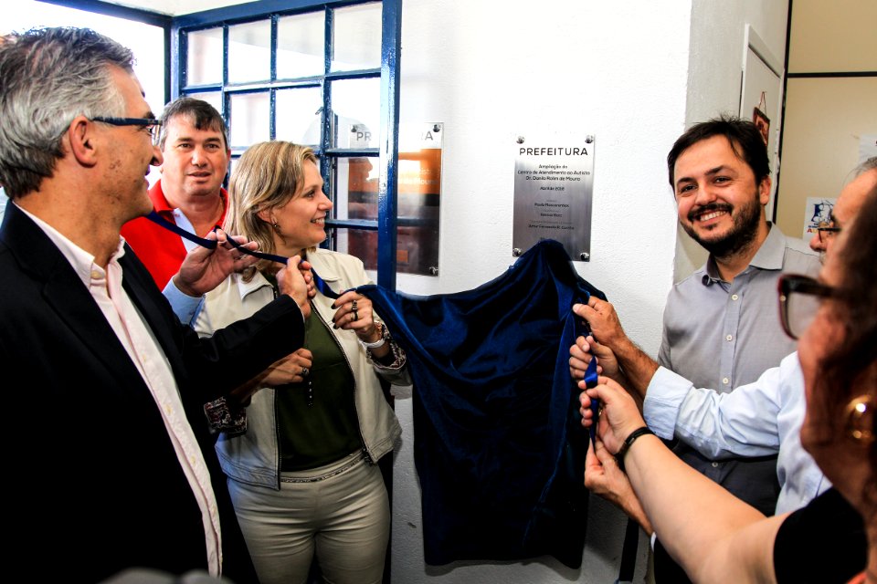02.04.2018 - Prefeita Paula Mascarenhas e o vice Idemar Barz durante inauguração do novo Centro de Autismo Dr. Danilo Rolim de Moura - Foto: Gustavo Vara
