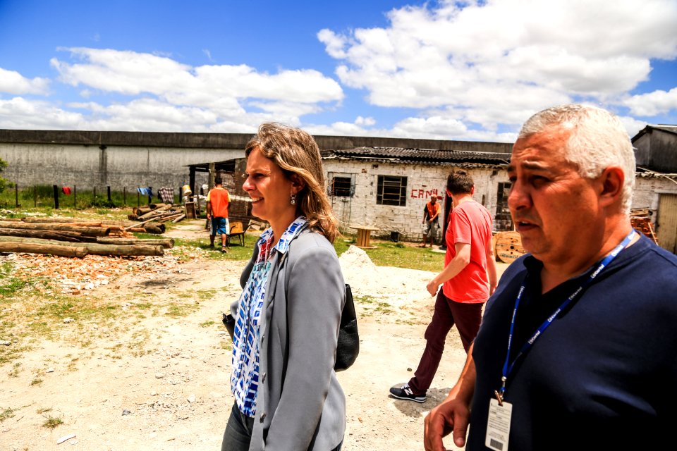 11.12.2017 - Prefeita Paula Mascarenhas em visita e almoço no Presídio Regional de Pelotas