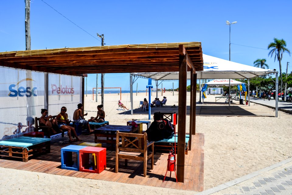 04.01.2018 - Atividades de verão na praia do Laranjal