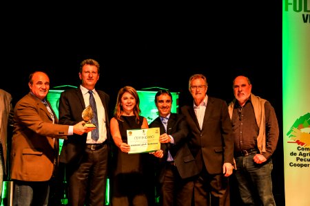 04.12.2017 - Vice-Prefeito Idemar Barz na entrega do prêmio destaque no desenvolvimento do agronegócio gaúcho em Porto Alegre RS