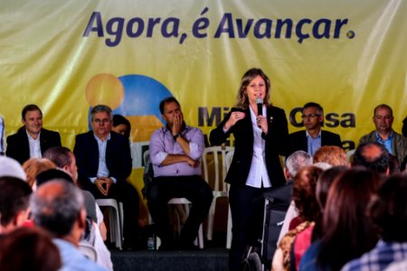 20.12.2017 - Prefeita Paula Mascarenhas e vice Idemar Barz na entrega dos residenciais Roraima e Amazonas